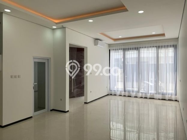 Rumah Luxury Modern Siap Huni di Pluit Jakarta Utara Rumah Luxury Modern Siap Huni di Pluit Jakarta Utara