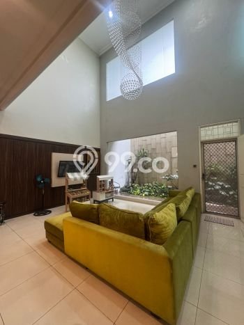 Dijual Rumah Mewah Elegan Dengan View Cantik di Green garden, Jakarta Barat Dijual Rumah Mewah Elegan Dengan View Cantik di Green garden, Jakarta Barat