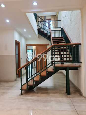 Ready to Use! Premium House LT 220m2 Desain Modern di Pluit Ready to Use! Premium House LT 220m2 Desain Modern di Pluit