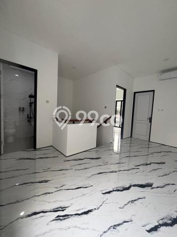 For Sale! Luxury House LT 156m2 Desain Elegan di Bintaro For Sale! Luxury House LT 156m2 Desain Elegan di Bintaro