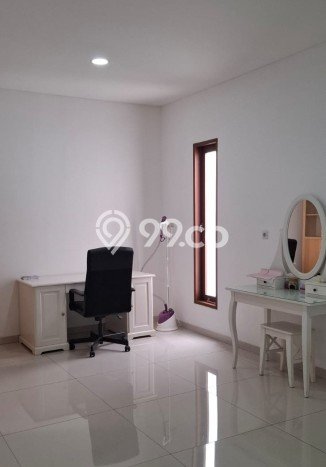 Rumah Elit Modern Siap Huni di BSD Tangerang Rumah Elit Modern Siap Huni di BSD Tangerang