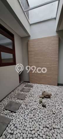 Rumah Elit Modern Siap Huni di BSD Tangerang Rumah Elit Modern Siap Huni di BSD Tangerang