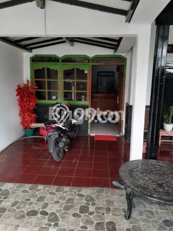 PRIME LOCATION! Rumah Berkembang area Depok, Luas 250m2m² Bangunan 250m2m² PRIME LOCATION! Rumah Berkembang area Depok, Luas 250m2m² Bangunan 250m2m²