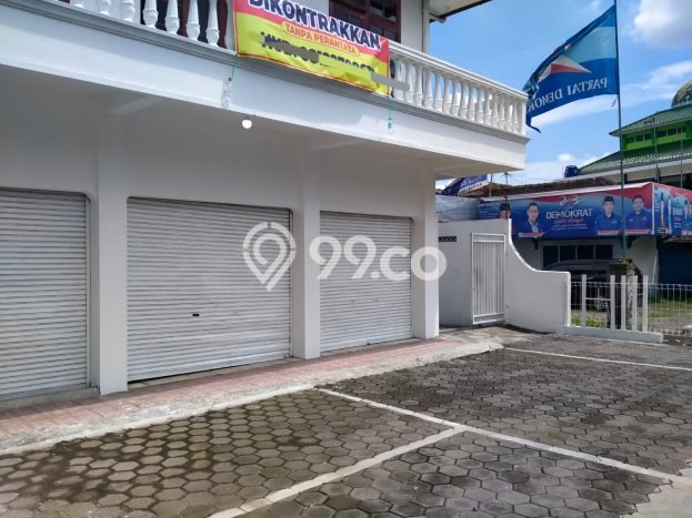 Sewa cepat hunian minimalis lokasi strategis 8 Kamar di Depok, Sleman Sewa cepat hunian minimalis lokasi strategis 8 Kamar di Depok, Sleman