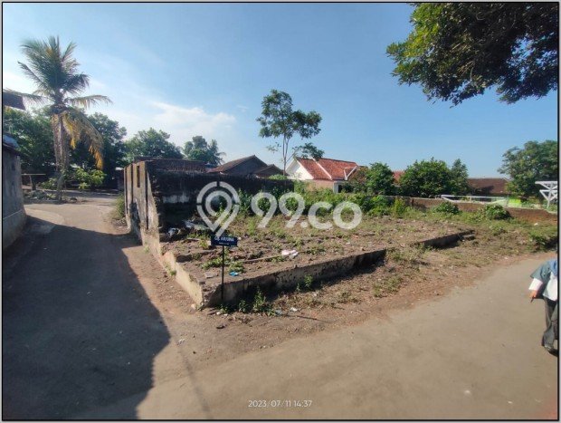 Tanah Jogja Utara, Dp Sutra, Dekat Uii Jl. Kaliurang Sleman Tanah Jogja Utara, Dp Sutra, Dekat Uii Jl. Kaliurang Sleman