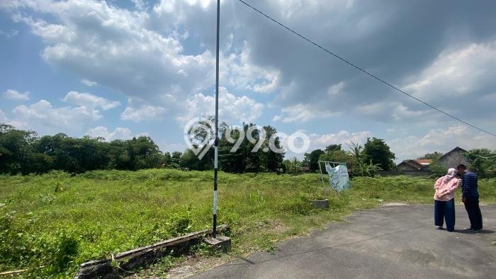 Tanah Dijual Lokasi Strategis di Yogyakarta dengan Luas 164m2 Tanah Dijual Lokasi Strategis di Yogyakarta dengan Luas 164m2
