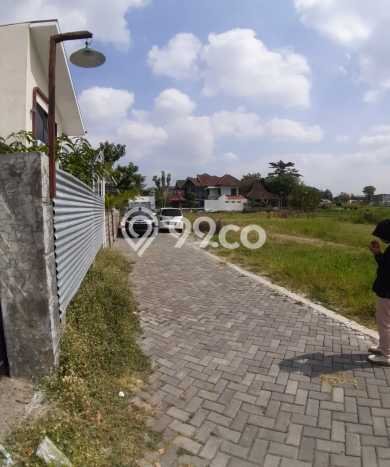 Dijual Tanah Lokasi Sleman, Yogyakarta Seluas 216m2 Dijual Tanah Lokasi Sleman, Yogyakarta Seluas 216m2