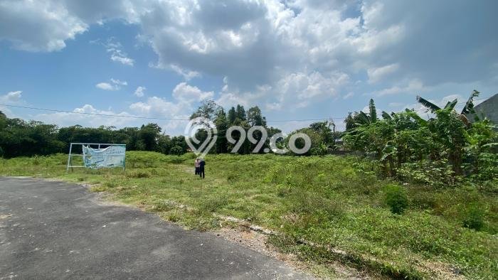 Tanah Dijual Lokasi Strategis di Yogyakarta dengan Luas 164m2 Tanah Dijual Lokasi Strategis di Yogyakarta dengan Luas 164m2