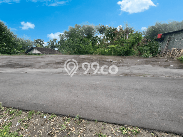 Tanah Kosong Dijual di Sleman dengan Area 121m2 Tanah Kosong Dijual di Sleman dengan Area 121m2