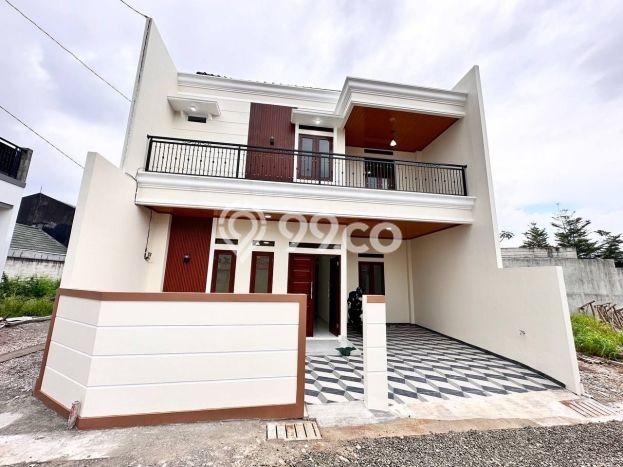 Jual Rumah Favorit Siap Huni LB 135m2 di Ciracas, Jakarta Timur Jual Rumah Favorit Siap Huni LB 135m2 di Ciracas, Jakarta Timur