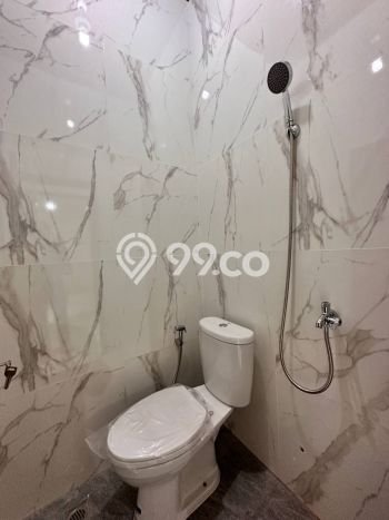 Jual Rumah Favorit Siap Huni LB 135m2 di Ciracas, Jakarta Timur Jual Rumah Favorit Siap Huni LB 135m2 di Ciracas, Jakarta Timur