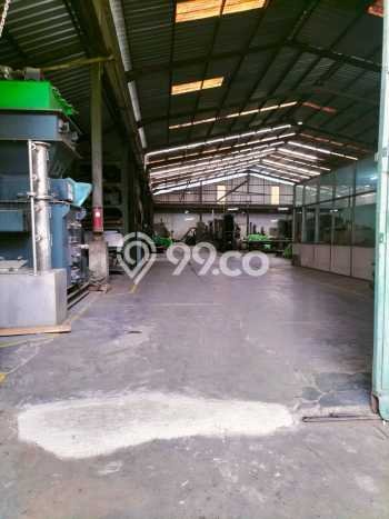 Gudang Dijual di Soreang LT 3290m2, LB 2000m2 untuk Investasi Gudang Dijual di Soreang LT 3290m2, LB 2000m2 untuk Investasi