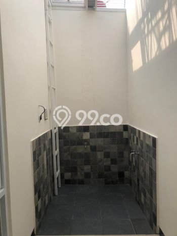 Jarang Ada! Rumah Kontrakan 2 Kamar Bagus Siap Huni Taman Kopo Indah Jarang Ada! Rumah Kontrakan 2 Kamar Bagus Siap Huni Taman Kopo Indah