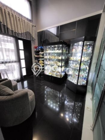 Rumah Elit Modern Tanpa Renovasi di Kota Baru Parahyangan Bandung Rumah Elit Modern Tanpa Renovasi di Kota Baru Parahyangan Bandung