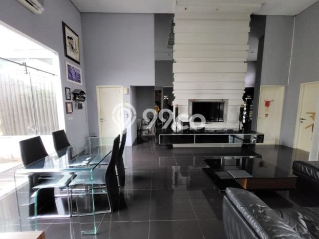 Rumah Elit Modern Tanpa Renovasi di Kota Baru Parahyangan Bandung Rumah Elit Modern Tanpa Renovasi di Kota Baru Parahyangan Bandung