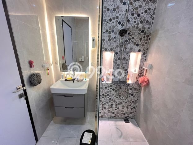 Rumah Elit Modern Siap Huni di Kota Baru Parahyangan Bandung Rumah Elit Modern Siap Huni di Kota Baru Parahyangan Bandung