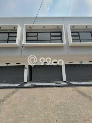 Area Ramai! Ruko Dijual di Batununggal untuk Bisnis Luas Bangunan 127m2 Area Ramai! Ruko Dijual di Batununggal untuk Bisnis Luas Bangunan 127m2