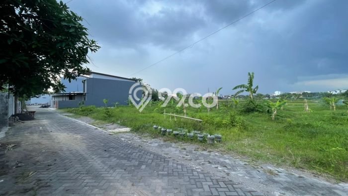 Tanah Kavling Dijual di Seturan, Yogyakarta dengan Luas Tanah 216m2 Tanah Kavling Dijual di Seturan, Yogyakarta dengan Luas Tanah 216m2