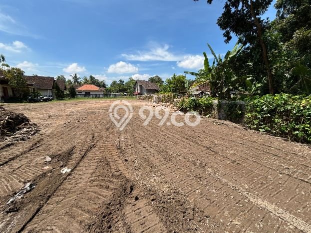 Dijual Tanah di Sleman Sleman Luas 142m2 SHM Dijual Tanah di Sleman Sleman Luas 142m2 SHM