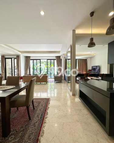 Rumah Luxury Modern Tanpa Renovasi di Ampera Jakarta Selatan Rumah Luxury Modern Tanpa Renovasi di Ampera Jakarta Selatan