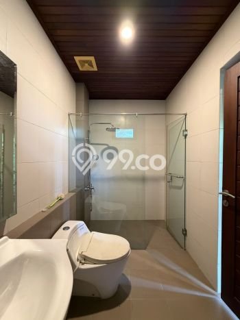 Jual Rumah Luas Elegan Dengan View Eksklusif di Pondok Indah, Jakarta Selatan Jual Rumah Luas Elegan Dengan View Eksklusif di Pondok Indah, Jakarta Selatan