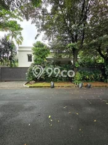 Rumah Mewah Dijual LT 805m2 di Kebayoran Baru, Jakarta Selatan Rumah Mewah Dijual LT 805m2 di Kebayoran Baru, Jakarta Selatan