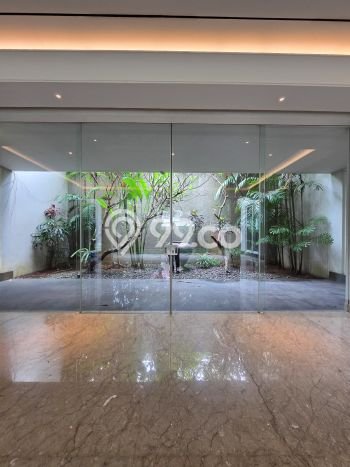 Rumah Mewah Dijual LT 805m2 di Kebayoran Baru, Jakarta Selatan Rumah Mewah Dijual LT 805m2 di Kebayoran Baru, Jakarta Selatan