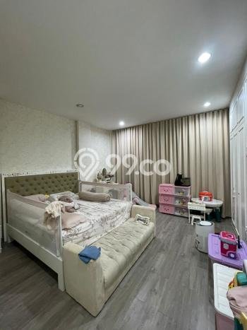 LOKASI PREMIUM! Ruko di , Luas 108m2m², Jalan Utama, Kawasan Komersial LOKASI PREMIUM! Ruko di , Luas 108m2m², Jalan Utama, Kawasan Komersial