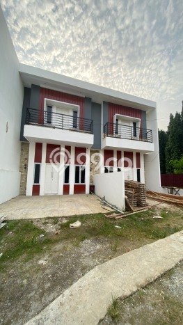 For Sale Rumah 3 Kamar Lokasi Strategis Nyaman dan Strategis di Medan Selayang For Sale Rumah 3 Kamar Lokasi Strategis Nyaman dan Strategis di Medan Selayang