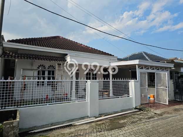 Dijual Cepat Rumah Favorit Siap Huni LB 120m2 di Medan Johor, Medan Dijual Cepat Rumah Favorit Siap Huni LB 120m2 di Medan Johor, Medan