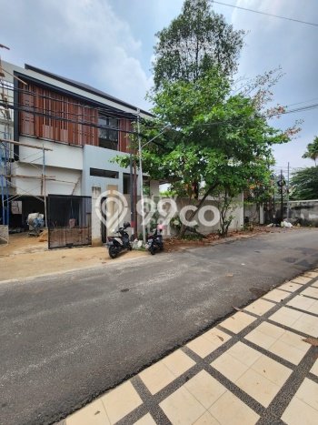 For Sale! Luxury House LT 435m2 Desain Elegan di Kemang For Sale! Luxury House LT 435m2 Desain Elegan di Kemang