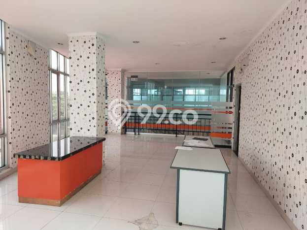 Unit Komersial Dijual di Ciputat Tangerang Selatan Luas Bangunan 1800m2 Unit Komersial Dijual di Ciputat Tangerang Selatan Luas Bangunan 1800m2