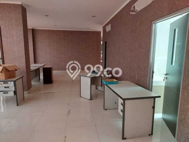 Unit Komersial Dijual di Ciputat Tangerang Selatan Luas Bangunan 1800m2 Unit Komersial Dijual di Ciputat Tangerang Selatan Luas Bangunan 1800m2