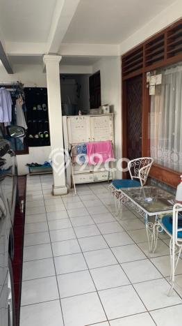 Dijual Rumah Premium dengan Fasilitas Sekitar Komplit di Kebayoran Lama, Jakarta Selatan Dijual Rumah Premium dengan Fasilitas Sekitar Komplit di Kebayoran Lama, Jakarta Selatan