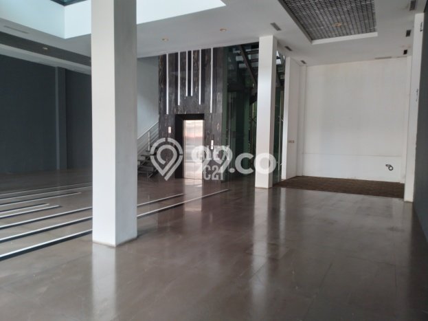 Kantor Dijual Lokasi Emas di Kebayoran Lama Luas 1200m2 Kantor Dijual Lokasi Emas di Kebayoran Lama Luas 1200m2