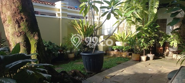 For Sale Rumah Mewah Exclusive di Cipayung, Jakarta Timur For Sale Rumah Mewah Exclusive di Cipayung, Jakarta Timur