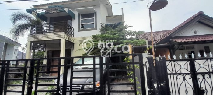 Rumah Strategis Modern Lb 320m2 di Ciputat Timur, Tangerang Selatan Rumah Strategis Modern Lb 320m2 di Ciputat Timur, Tangerang Selatan
