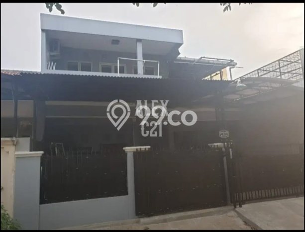 Rumah Mewah LB 300m2 Siap Huni Desain Elegan di Petukangan, Jakarta Selatan Rumah Mewah LB 300m2 Siap Huni Desain Elegan di Petukangan, Jakarta Selatan