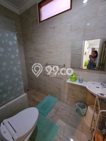 Hunian Mewah LB 400m2 Siap Pakai Desain Elegan di Klender, Jakarta Timur Hunian Mewah LB 400m2 Siap Pakai Desain Elegan di Klender, Jakarta Timur