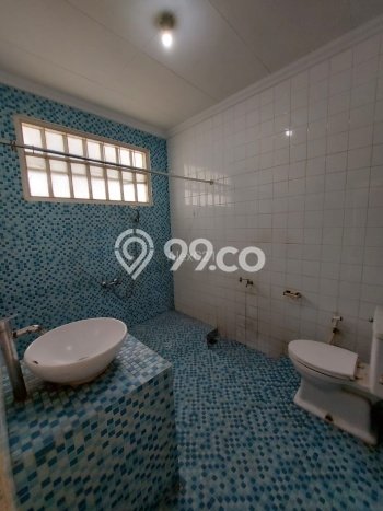 Rumah Luxury Modern Tanpa Renovasi di Pejaten Jakarta Selatan Rumah Luxury Modern Tanpa Renovasi di Pejaten Jakarta Selatan