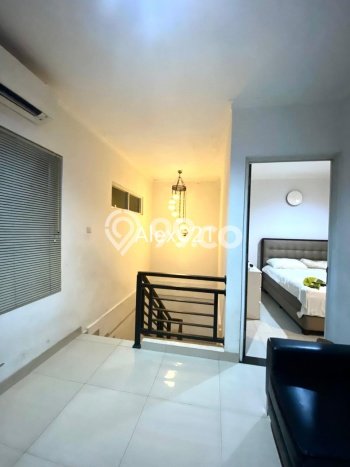 Rumah Elit Modern Siap Huni di Pangkalan Jati Depok Rumah Elit Modern Siap Huni di Pangkalan Jati Depok