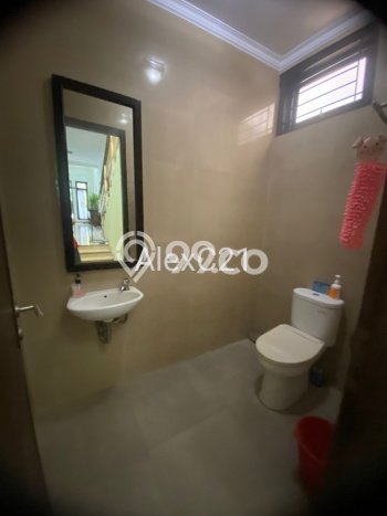 Rumah Eksklusif Dijual LT 330m2 di Cilandak, Jakarta Selatan Rumah Eksklusif Dijual LT 330m2 di Cilandak, Jakarta Selatan