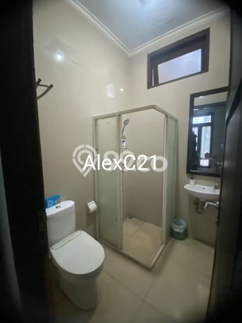 Rumah Eksklusif Dijual LT 330m2 di Cilandak, Jakarta Selatan Rumah Eksklusif Dijual LT 330m2 di Cilandak, Jakarta Selatan