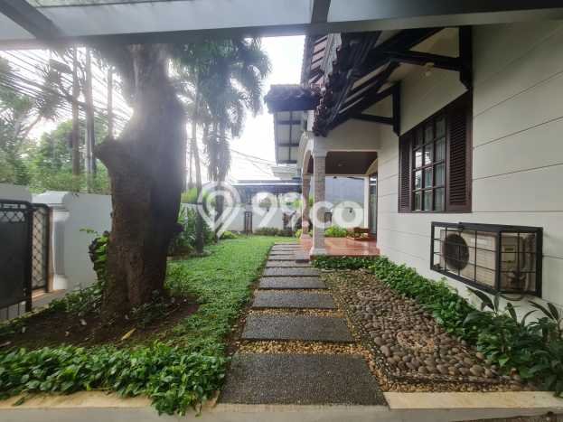 Rumah Eksklusif Dijual LT 460m2 di Cilandak, Jakarta Selatan Rumah Eksklusif Dijual LT 460m2 di Cilandak, Jakarta Selatan