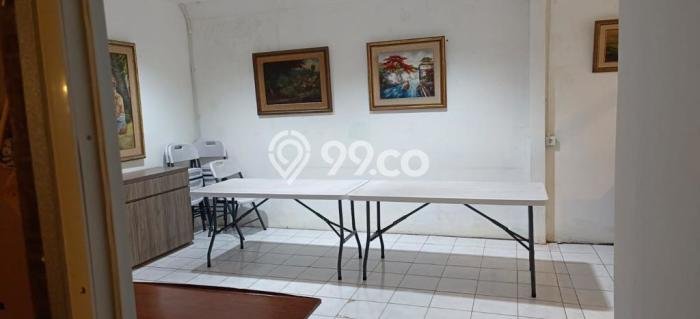 Siap Huni Rumah Mewah 3 Kamar di Tanah Abang Dekat ke Mana Pun Siap Huni Rumah Mewah 3 Kamar di Tanah Abang Dekat ke Mana Pun
