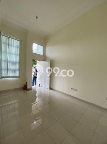 LOKASI PREMIUM! Rumah di Grand Wisata, 2 KT, Area Tenang, LT 105m² Bangunan 45m² LOKASI PREMIUM! Rumah di Grand Wisata, 2 KT, Area Tenang, LT 105m² Bangunan 45m²