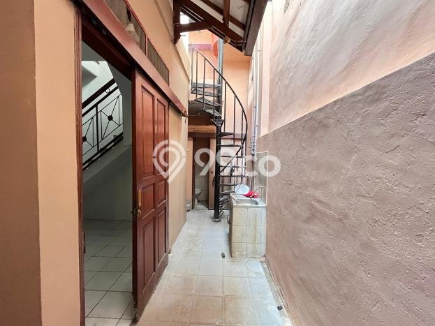 Dijual Hunian Rumah Nyaman 4 Kamar di Jati Cempaka, Bekasi Dijual Hunian Rumah Nyaman 4 Kamar di Jati Cempaka, Bekasi