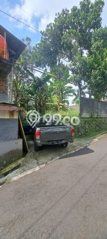 Lokasi Strategis! Dijual Komersial Bisnis di Tingkir, Salatiga Kondisi Bagus Lokasi Strategis! Dijual Komersial Bisnis di Tingkir, Salatiga Kondisi Bagus