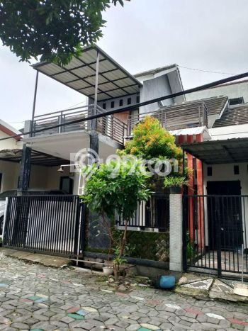 Hunian Cantik Modern Lb 130m2 di Tembalang, Semarang Hunian Cantik Modern Lb 130m2 di Tembalang, Semarang