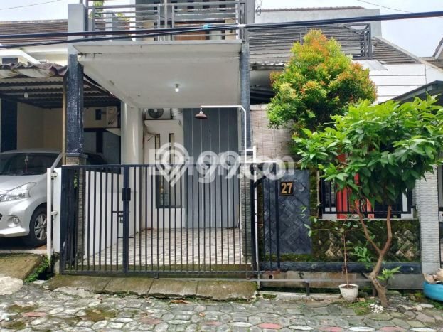 Hunian Cantik Modern Lb 130m2 di Tembalang, Semarang Hunian Cantik Modern Lb 130m2 di Tembalang, Semarang